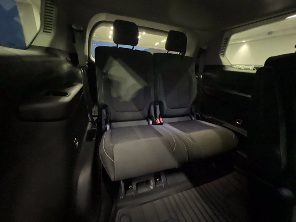 Certified 2023 Jeep Grand Cherokee L Laredo RWD image 26