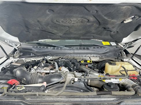 Used 2017 Ford F250 Lariat w/ FX4 Off-Road Package image 33