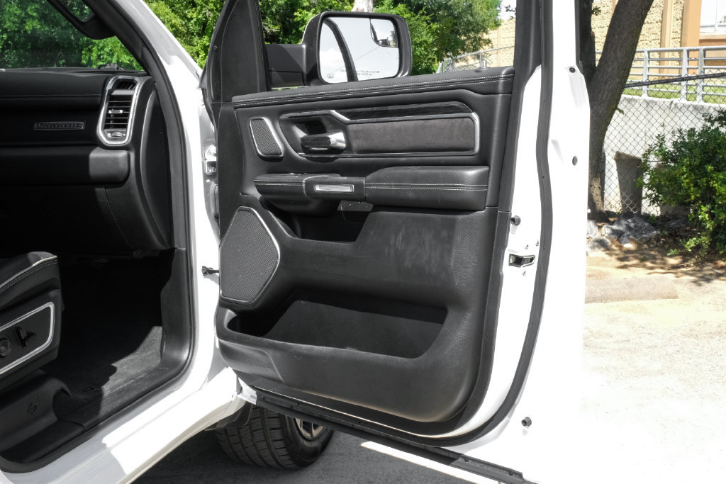 Used 2023 RAM 1500 Laramie AWD/4WD image 62