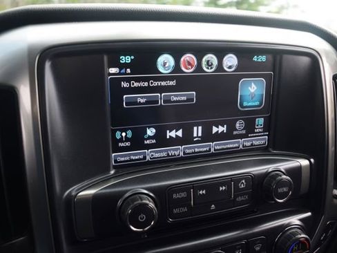 Used 2018 Chevrolet Silverado 1500 LT w/ All Star Edition AWD/4WD image 9