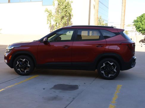 Used 2025 Kia Seltos S FWD image 7