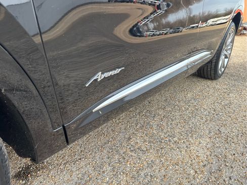 Used 2023 Buick Envision Avenir image 14