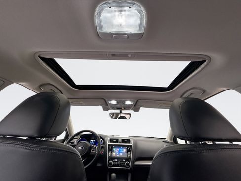 Used 2019 Subaru Outback 2.5i Limited w/ Popular Package #2 image 18