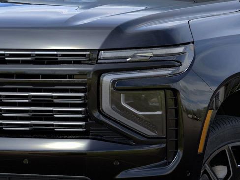 New 2026 Chevrolet Suburban High Country image 11