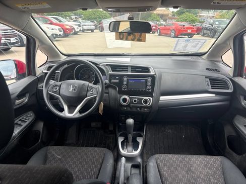Used 2017 Honda Fit LX image 29