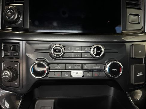Used 2022 Ford F150 XLT w/ Equipment Group 302A High AWD/4WD image 19
