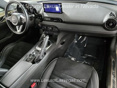 Used 2024 MAZDA MX-5 Miata Club w/ Brembo/BBS Recaro Package RWD image 17