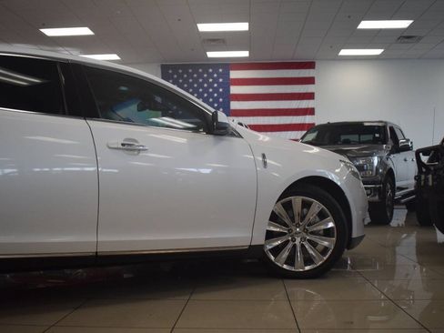 Used 2013 Lincoln MKS AWD image 31
