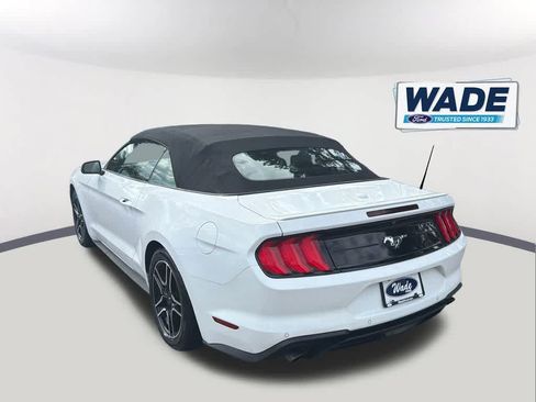 Used 2022 Ford Mustang Premium RWD image 7