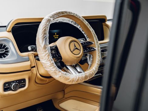 Used 2026 Mercedes-Benz G 63 AMG 4MATIC image 32