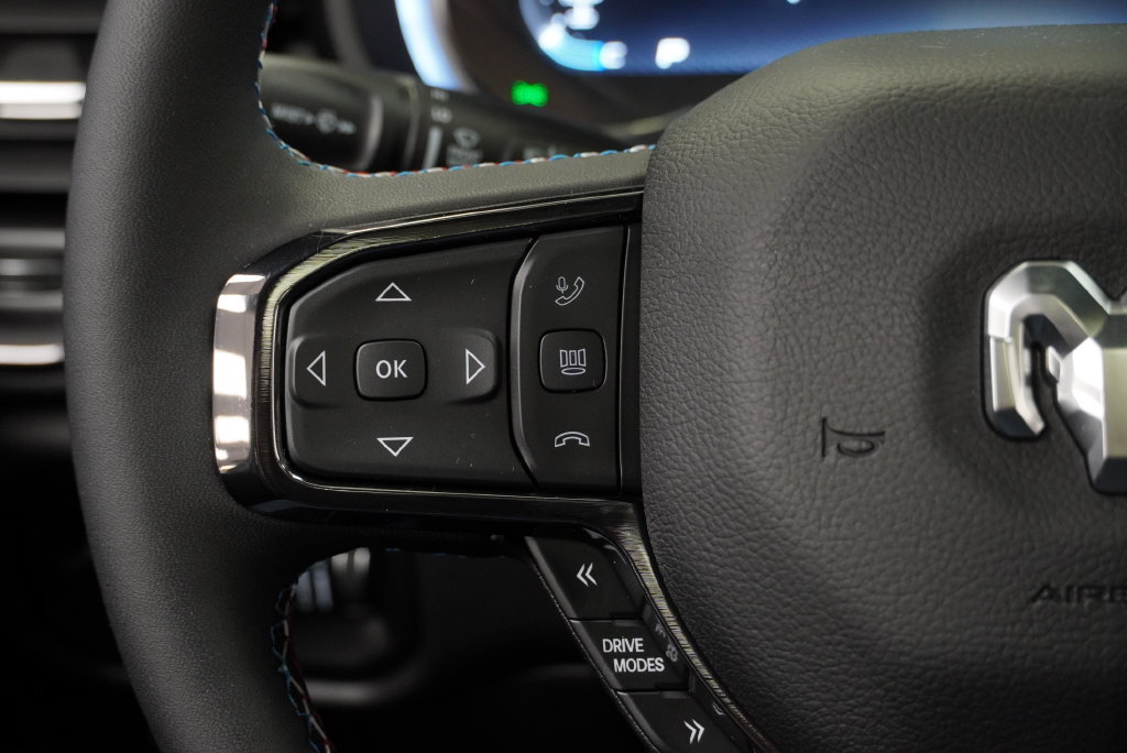 Used 2026 RAM 1500 Laramie AWD/4WD image 36