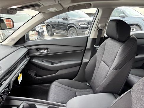 New 2025 Honda Accord SE image 14
