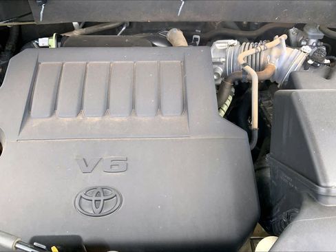 Used 2016 Toyota Highlander XLE FWD image 32