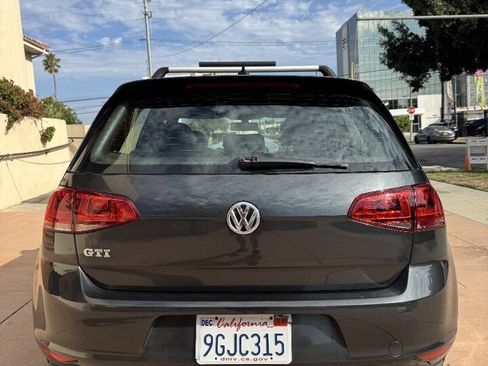 Used 2015 Volkswagen GTI Autobahn w/ Lighting Package (SEL) FWD image 6
