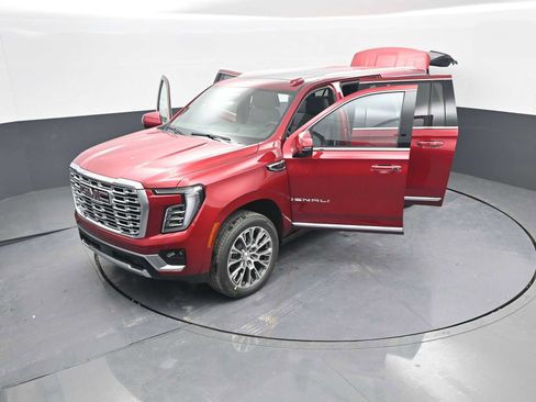 New 2026 GMC Yukon XL Denali image 39