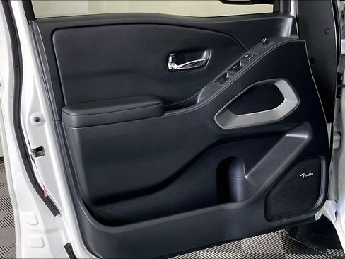 Certified 2025 Nissan Frontier SV w/ SV Convenience Package image 23
