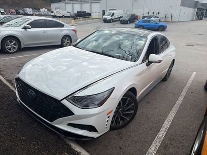 Used 2020 Hyundai Sonata Limited w/ Preferred Accessory Package