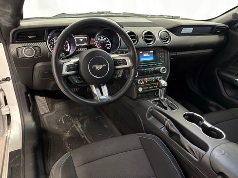 Used 2015 Ford Mustang Coupe image 18