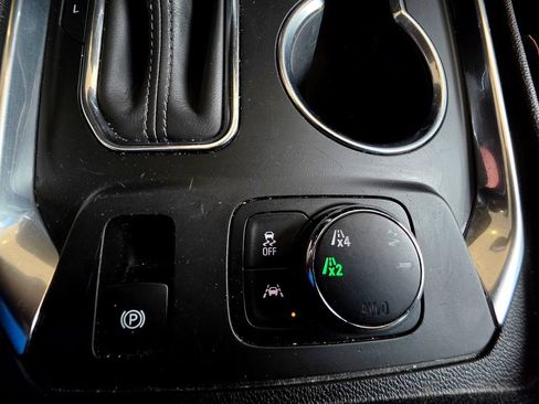 Used 2019 Chevrolet Traverse Premier w/ Redline Edition AWD/4WD image 37