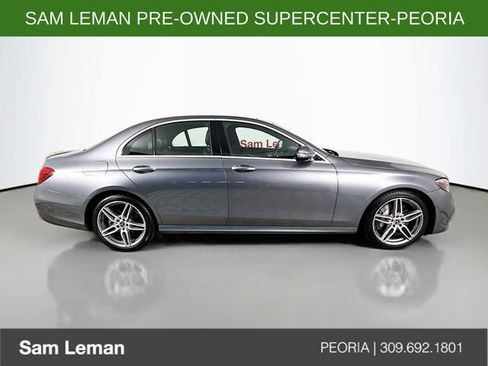 Used 2018 Mercedes-Benz E 300 4MATIC image 8