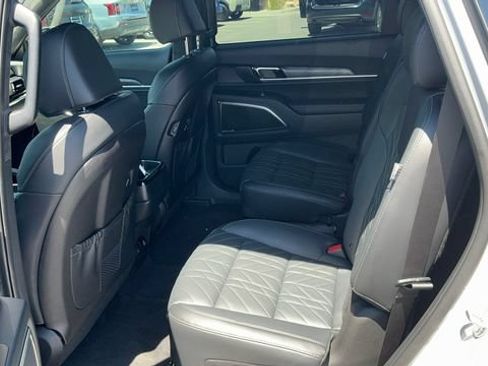 Certified 2025 Kia Telluride SX Prestige X-Line AWD/4WD image 38