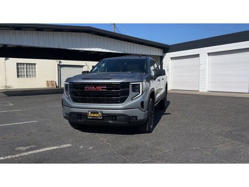 New 2026 GMC Sierra 1500 Elevation AWD/4WD image 6