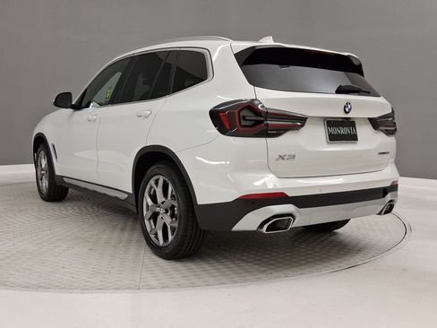 Used 2023 BMW X3 sDrive30i w/ Convenience Package RWD image 3