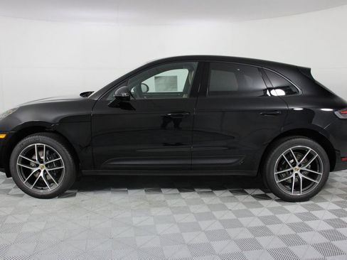 New 2026 Porsche Macan image 2