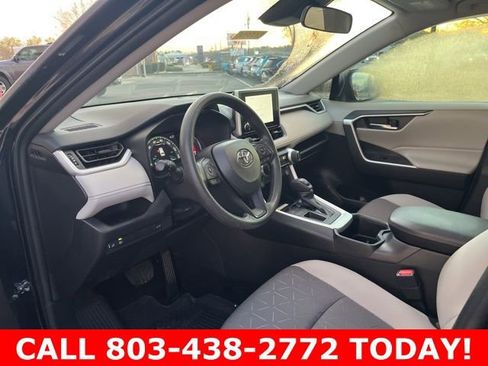 Used 2023 Toyota RAV4 XLE w/ Convenience Package image 6