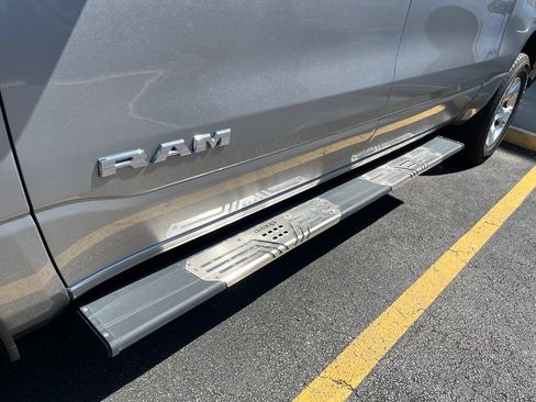 Used 2021 RAM 1500 Big Horn AWD/4WD image 4