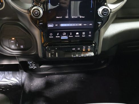 New 2026 RAM 2500 Tradesman image 21