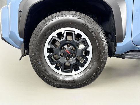 Certified 2025 Toyota 4Runner TRD Off-Road image 43