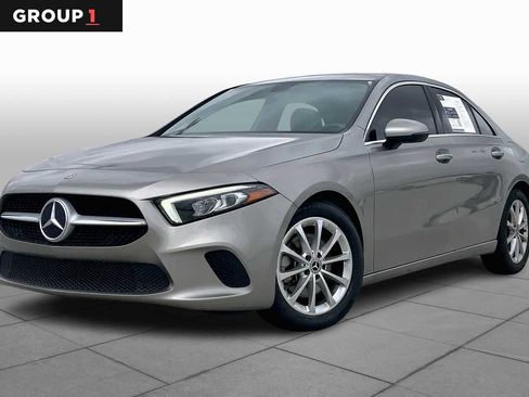 Certified 2020 Mercedes-Benz A 220 image 1