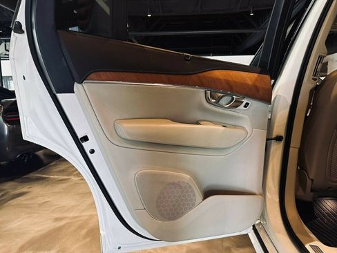 Used 2019 Volvo XC90 T6 Inscription w/ Protection Package AWD/4WD image 12