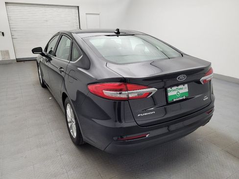 Used 2020 Ford Fusion SE FWD image 5