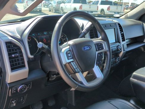 Used 2020 Ford F150 Lariat image 15