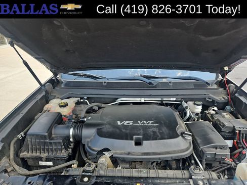 Certified 2021 Chevrolet Colorado ZR2 w/ ZR2 Midnight Special Edition AWD/4WD image 31