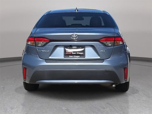 Used 2020 Toyota Corolla XLE w/ Carpet Mat Package (TMS) image 5