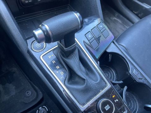 Used 2023 Kia Sportage EX image 24