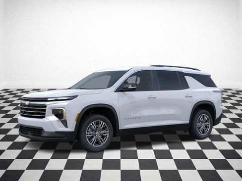 New 2026 Chevrolet Traverse LT w/ Driver Confidence Package image 32