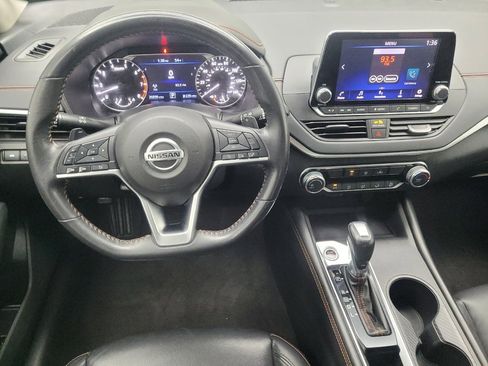 Used 2022 Nissan Altima 2.5 SR image 22