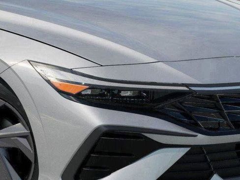 New 2026 Hyundai Elantra Sport image 18