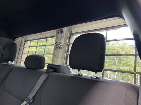 Used 2022 Ford F150 XLT w/ Equipment Group 301A Mid AWD/4WD image 18