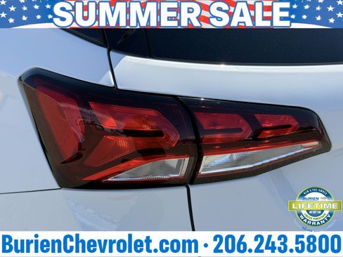 Used 2024 Chevrolet Equinox LT AWD/4WD image 36