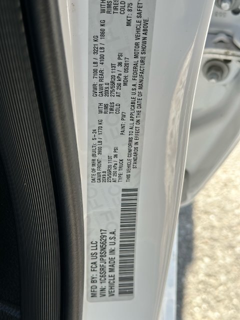 Used 2025 RAM 1500 Laramie AWD/4WD image 38