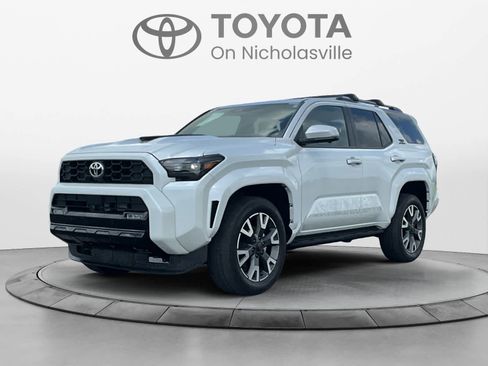 Used 2025 Toyota 4Runner TRD Sport Premium AWD/4WD image 1