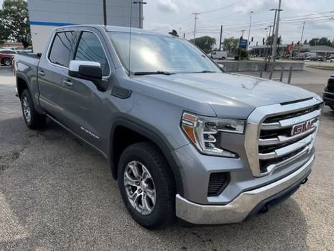 Used 2020 GMC Sierra 1500 SLE w/ SLE Value Package AWD/4WD image 4