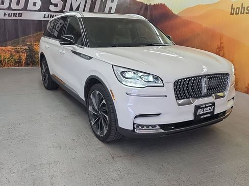Used 2021 Lincoln Aviator Reserve w/ Equipment Group 202A AWD/4WD image 1