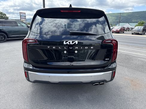 Certified 2024 Kia Telluride S w/ S Sunroof Package AWD/4WD image 7