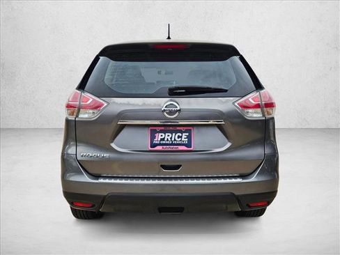 Used 2015 Nissan Rogue S FWD image 7